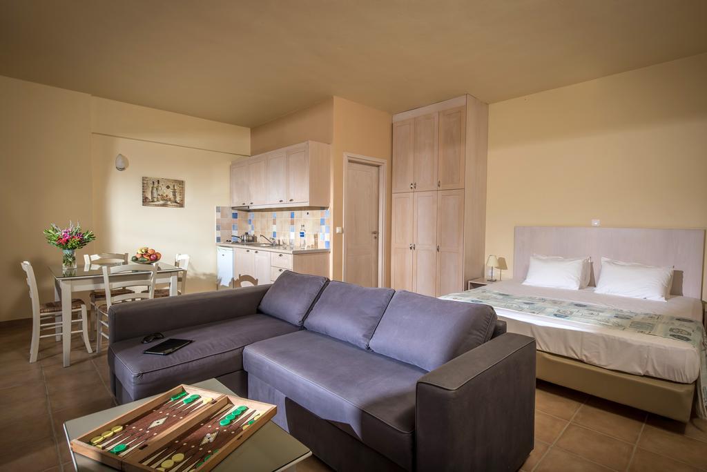 Triopetra Notos Hotel エクステリア 写真